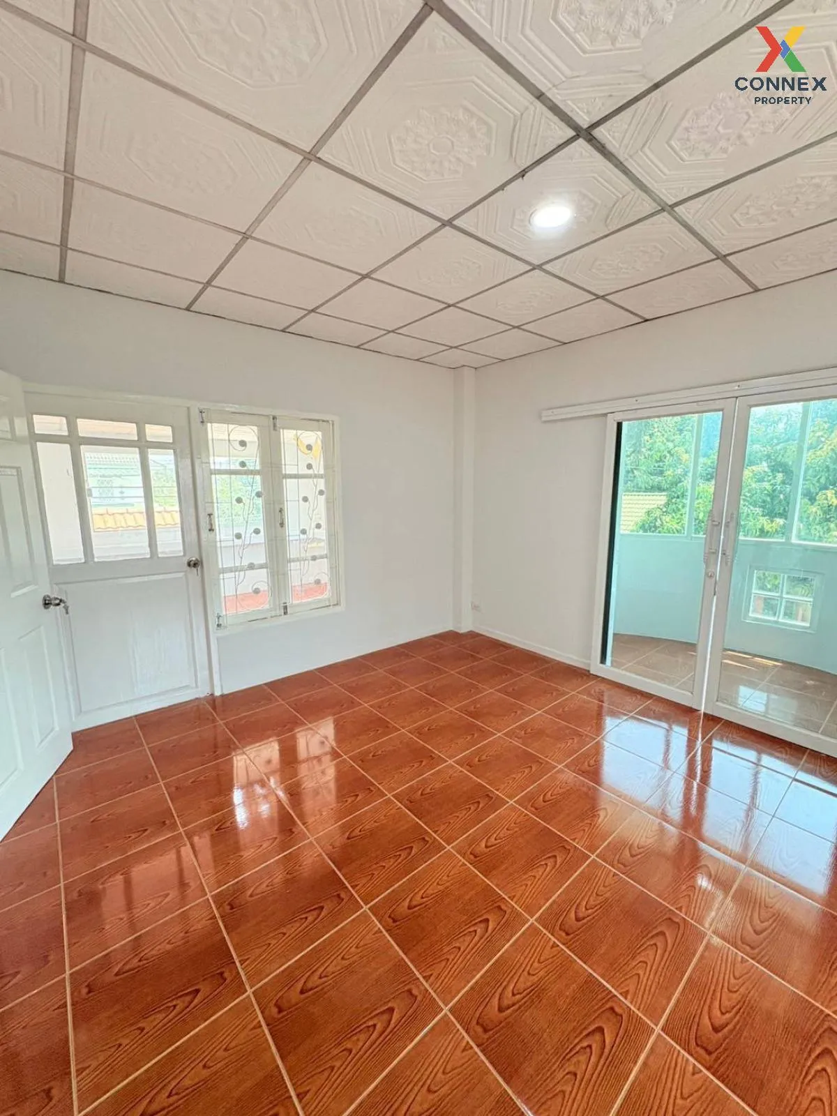 For Sale House , Baan Tawanna Ville khong 9 , wide frontage , new