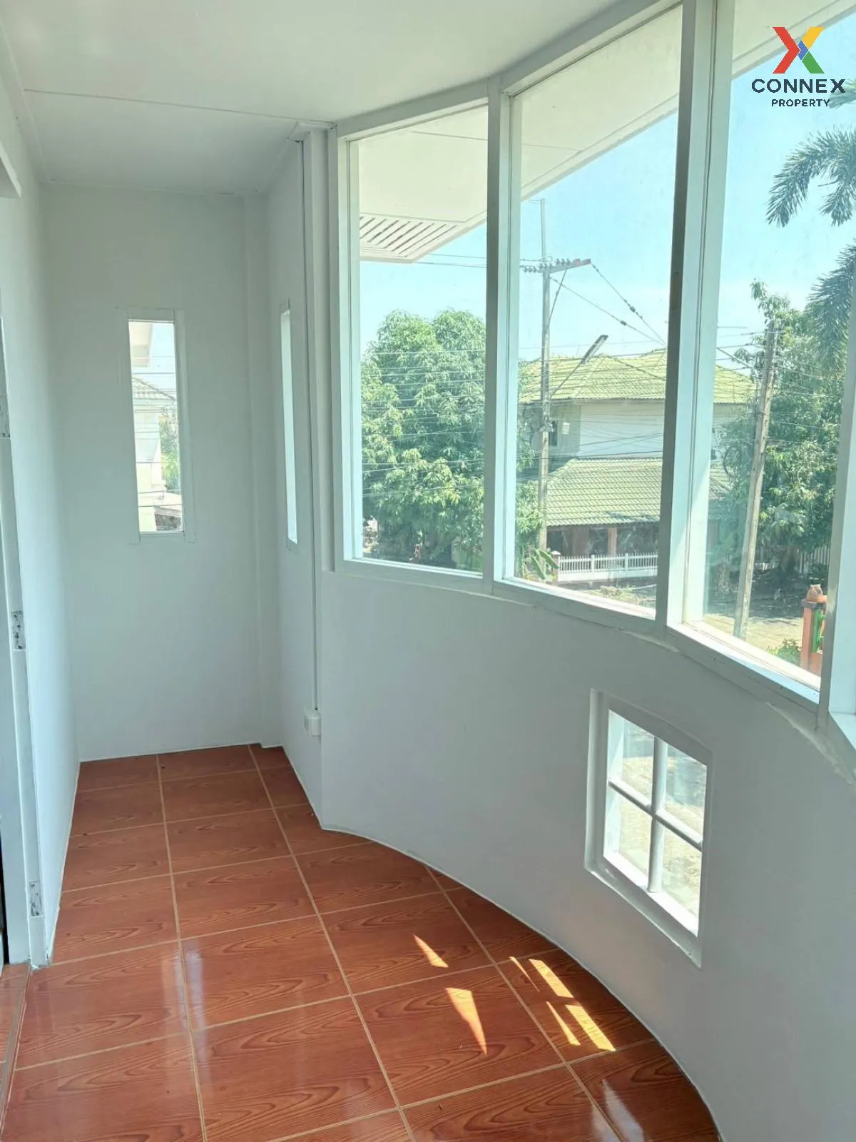 For Sale House , Baan Tawanna Ville khong 9 , wide frontage , new