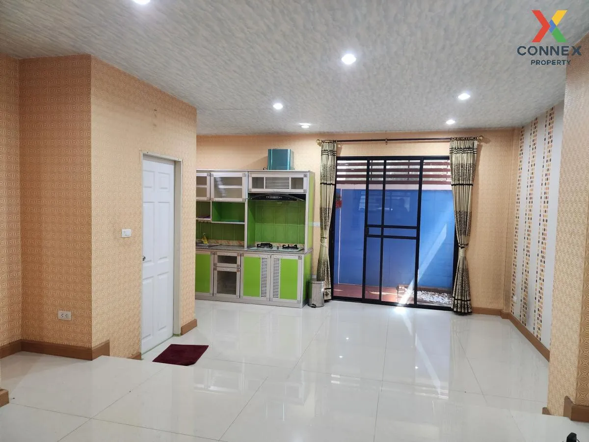 For Rent Townhouse/Townhome  , Sarin Wiz Sukhumvit 107 , wide fro 2