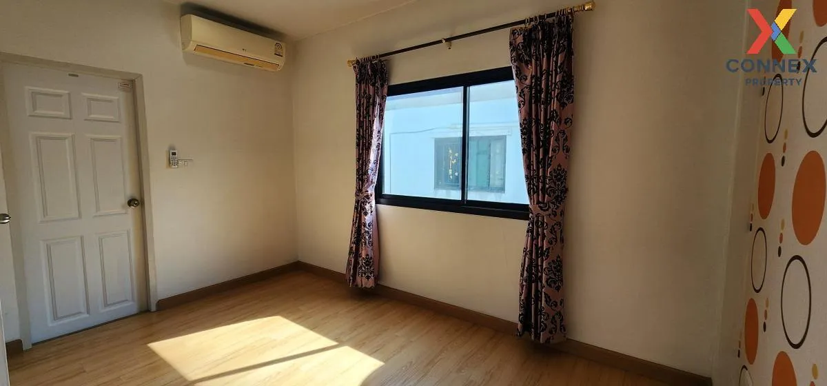 For Rent Townhouse/Townhome  , Sarin Wiz Sukhumvit 107 , wide fro