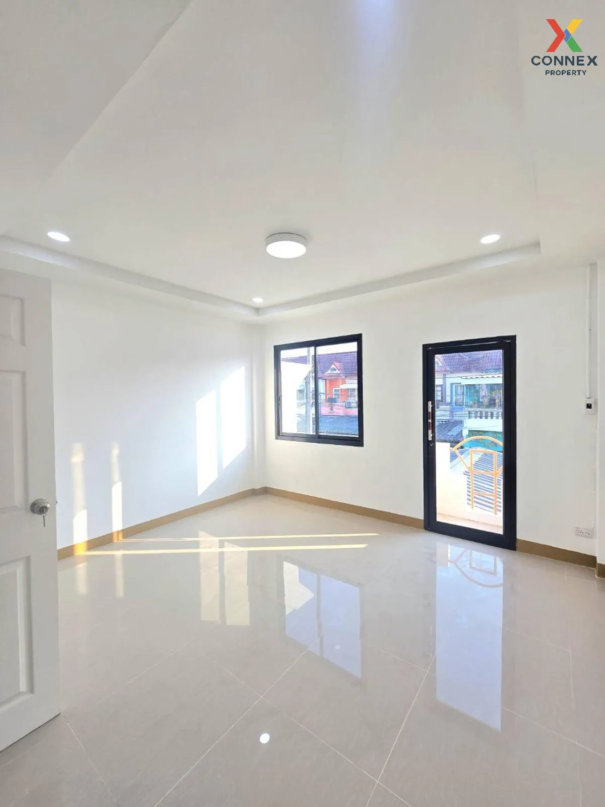 For Sale Townhouse/Townhome  , Ban Poonsinthanee 1 , newly renova