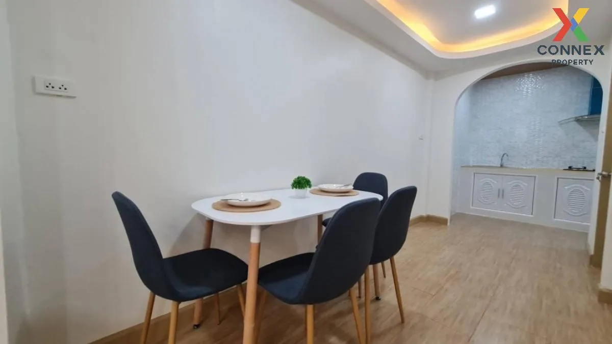 For Sale Townhouse/Townhome  , K.C. Ramintra 8 , Sam Wa Tawan Tok