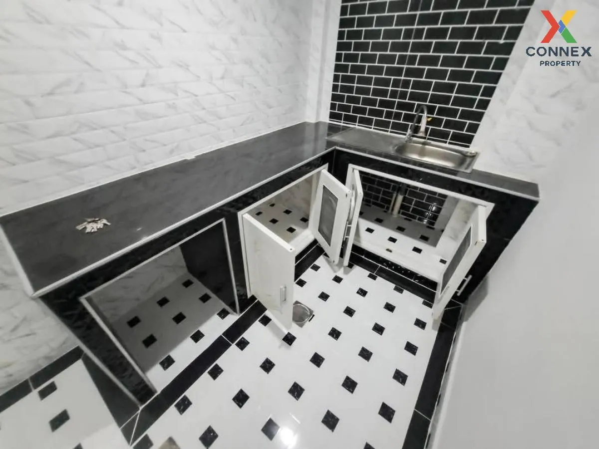 For Sale Townhouse/Townhome  , Phonphat Thaisomboon 3 - Rangsit K