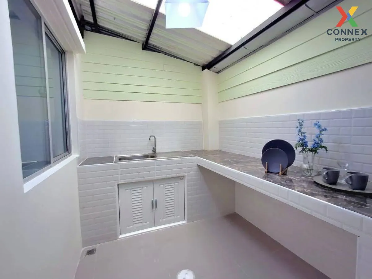 ขายทาวน์เฮ้าส์/ทาวน์โฮม  บ้านพฤกษา 104 สุขุมวิท - แพรกษา รีโนเวทใ