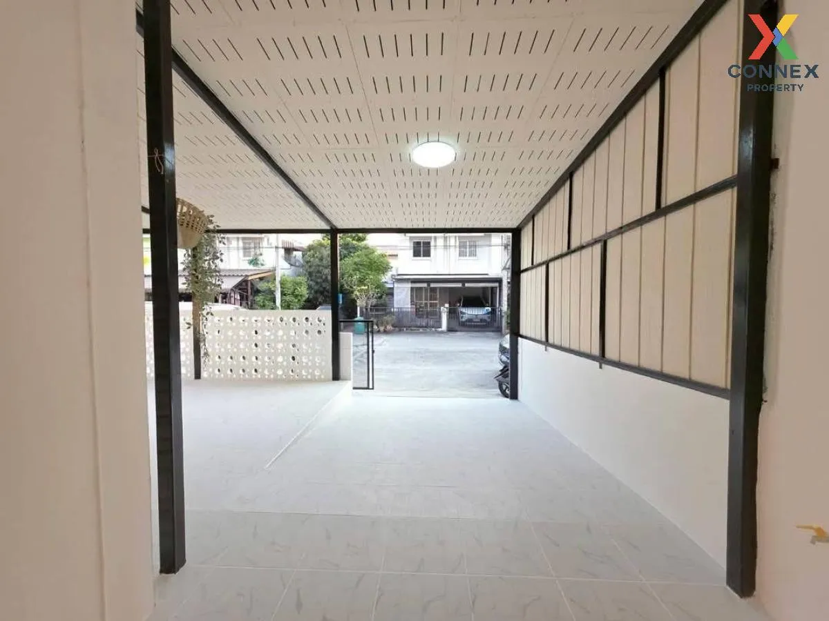 For Sale Townhouse/Townhome  , BAAN PRUKSA 88 Bang Pu-Phraeksa , 