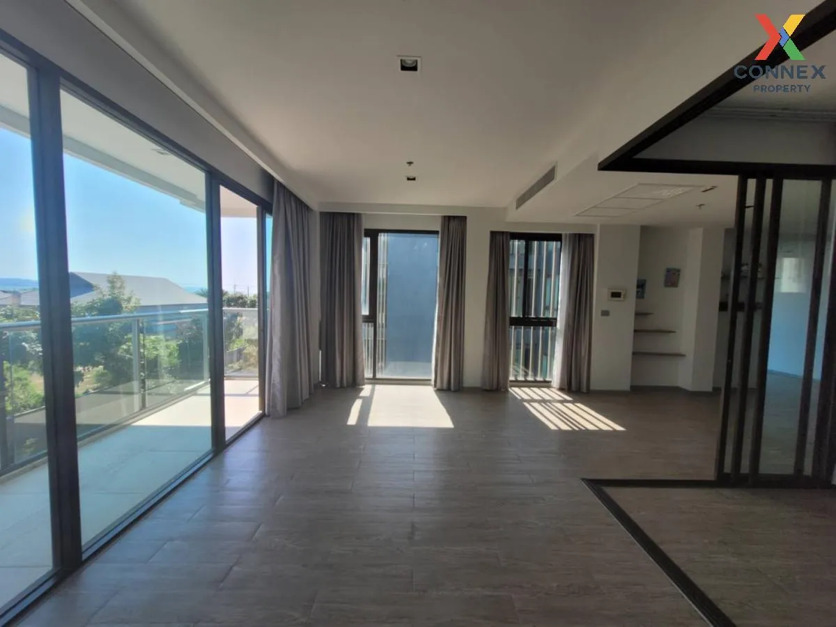 For Sale Condo , Aeras Beachfront Condominium Jomtien Pattaya , n