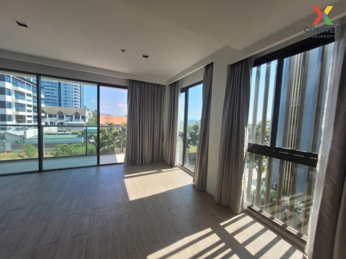 For Sale Condo , Aeras Beachfront Condominium Jomtien Pattaya , n