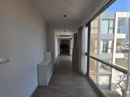 For Sale Condo , Aeras Beachfront Condominium Jomtien Pattaya , nice view , corner unit , river view , Nong Prue , Bang Lamung , Chon Buri , CX-117988