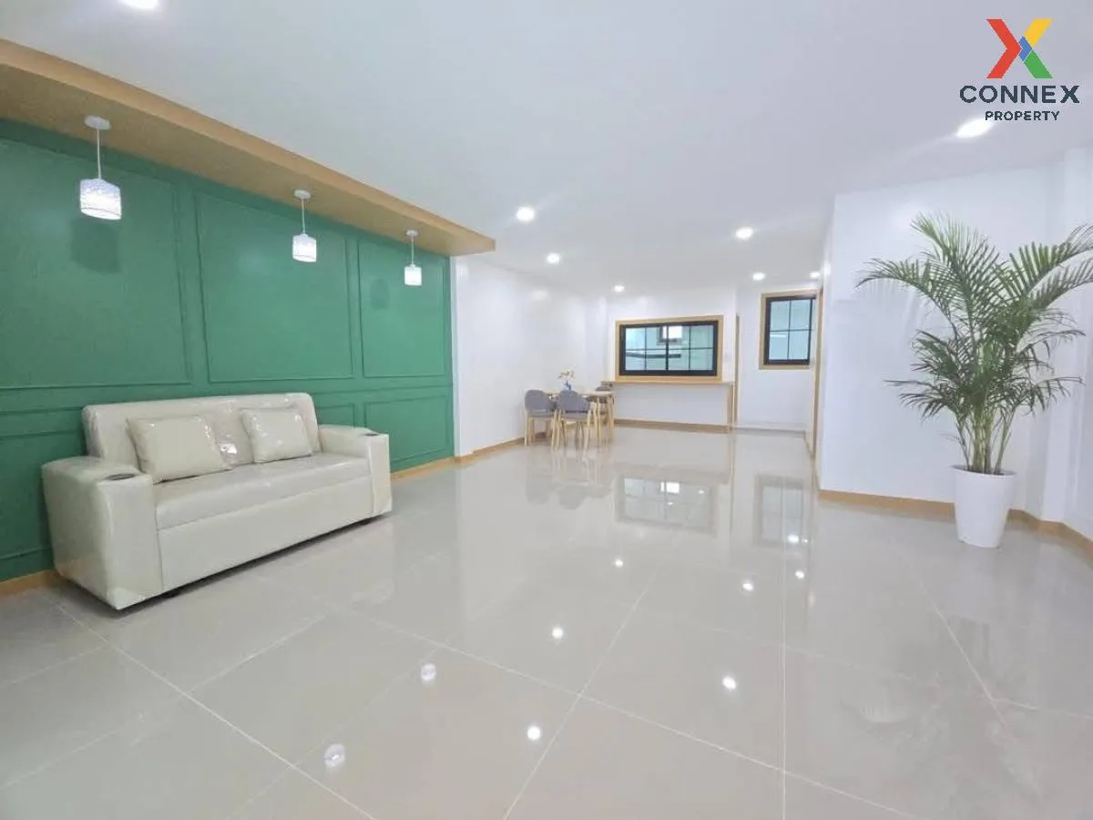 ขายทาวน์เฮ้าส์/ทาวน์โฮม  บ้านรสสุคนธ์ รีโนเวทใหม่ บางแม่นาง บางให 3