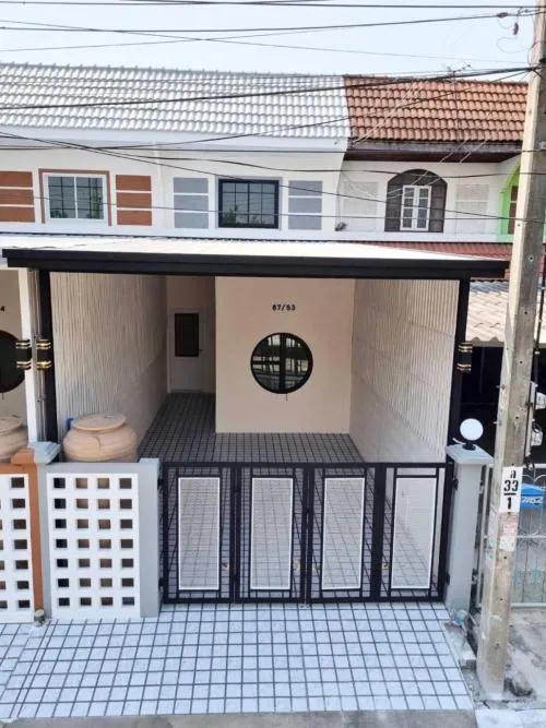 ขายทาวน์เฮ้าส์/ทาวน์โฮม  บ้าน บัวทองแลนด์ บางกรวย - ไทรน้อย รีโนเวทใหม่ MRT-สามแยกบางใหญ่ บางบัวทอง บางบัวทอง นนทบุรี CX-117993