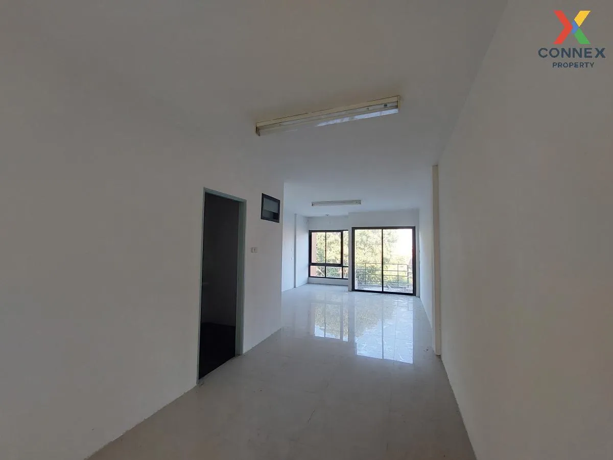 For Sale Commercial Building , Northland Nong Mai Daeng , Nong Ma For Sale Commercial Building , Northland Nong Mai Daeng , Nong Ma