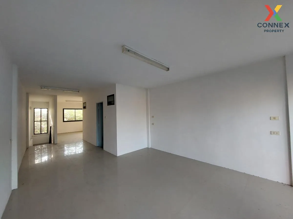 For Sale Commercial Building , Northland Nong Mai Daeng , Nong Ma For Sale Commercial Building , Northland Nong Mai Daeng , Nong Ma
