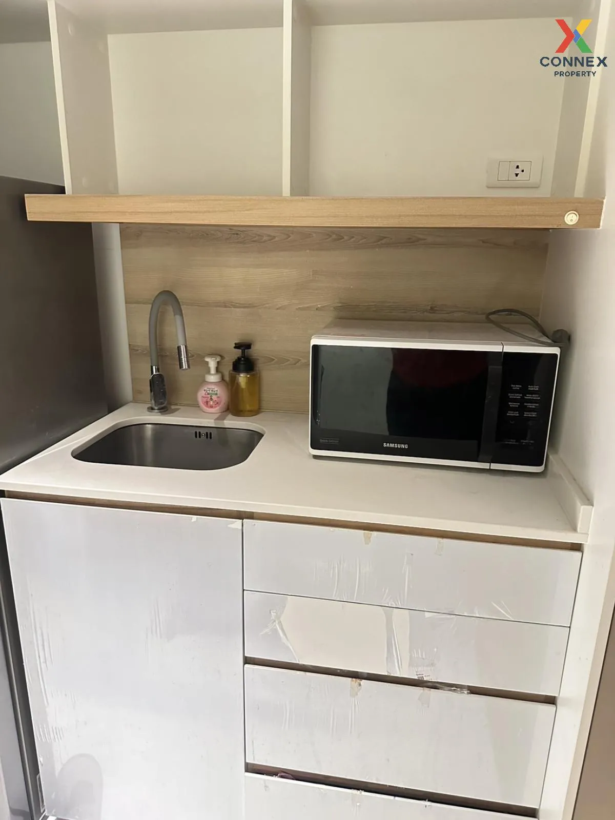 For Sale Condo , Triple Y Residence , MRT-Sam Yan , Wang Mai , Pa For Sale Condo , Triple Y Residence , MRT-Sam Yan , Wang Mai , Pa 2