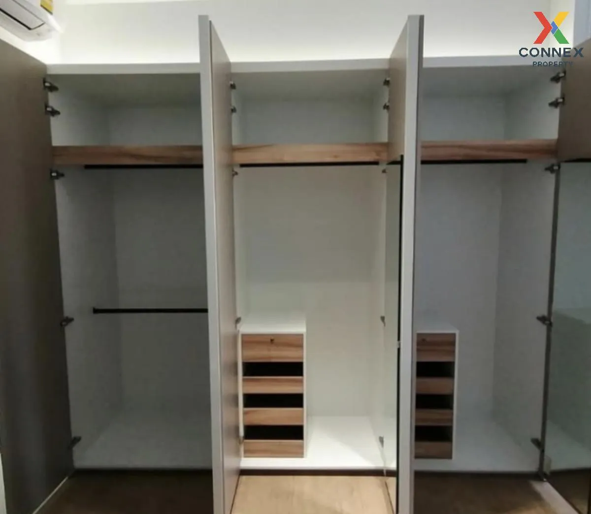 For Sale Condo , Triple Y Residence , MRT-Sam Yan , Wang Mai , Pa For Sale Condo , Triple Y Residence , MRT-Sam Yan , Wang Mai , Pa 3