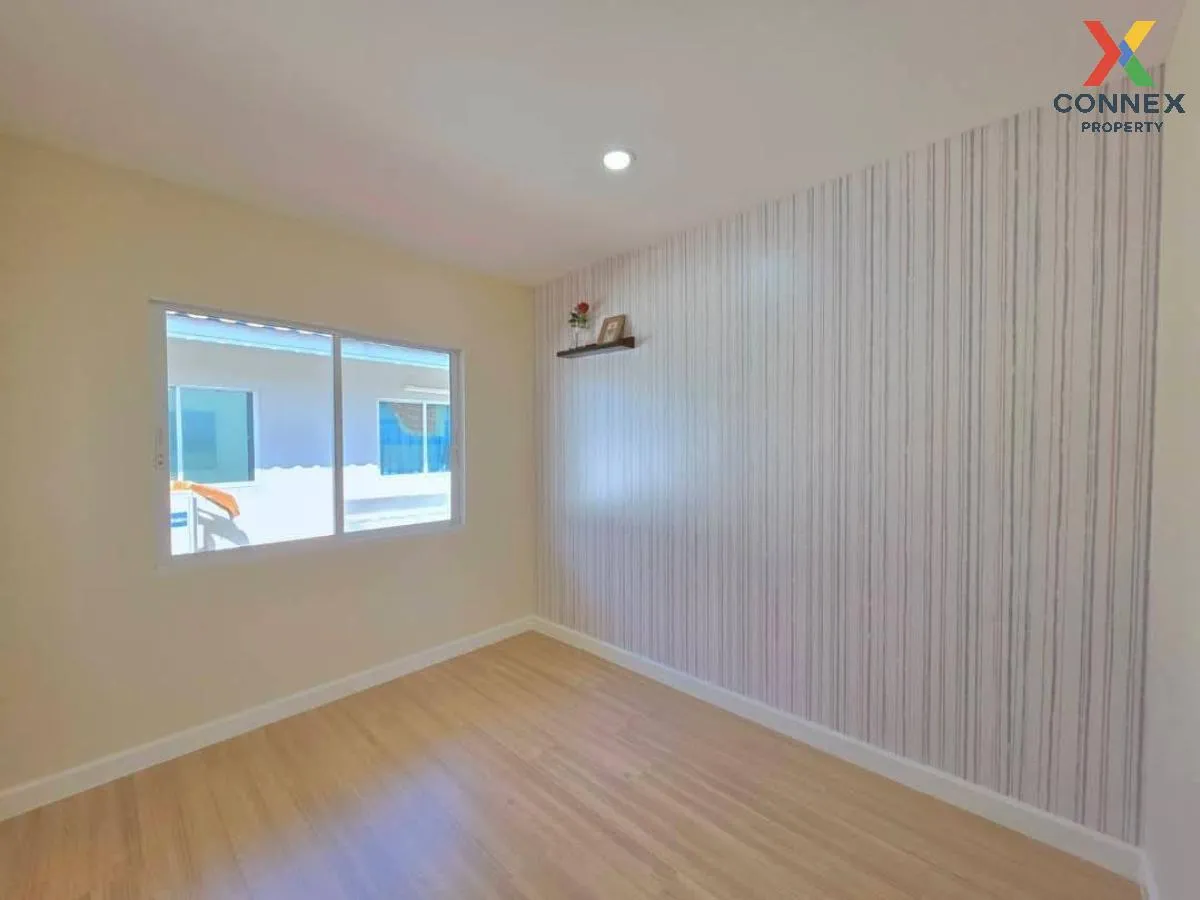 For Sale Townhouse/Townhome  , Nirun Ville 55 Srinakarin , newly 