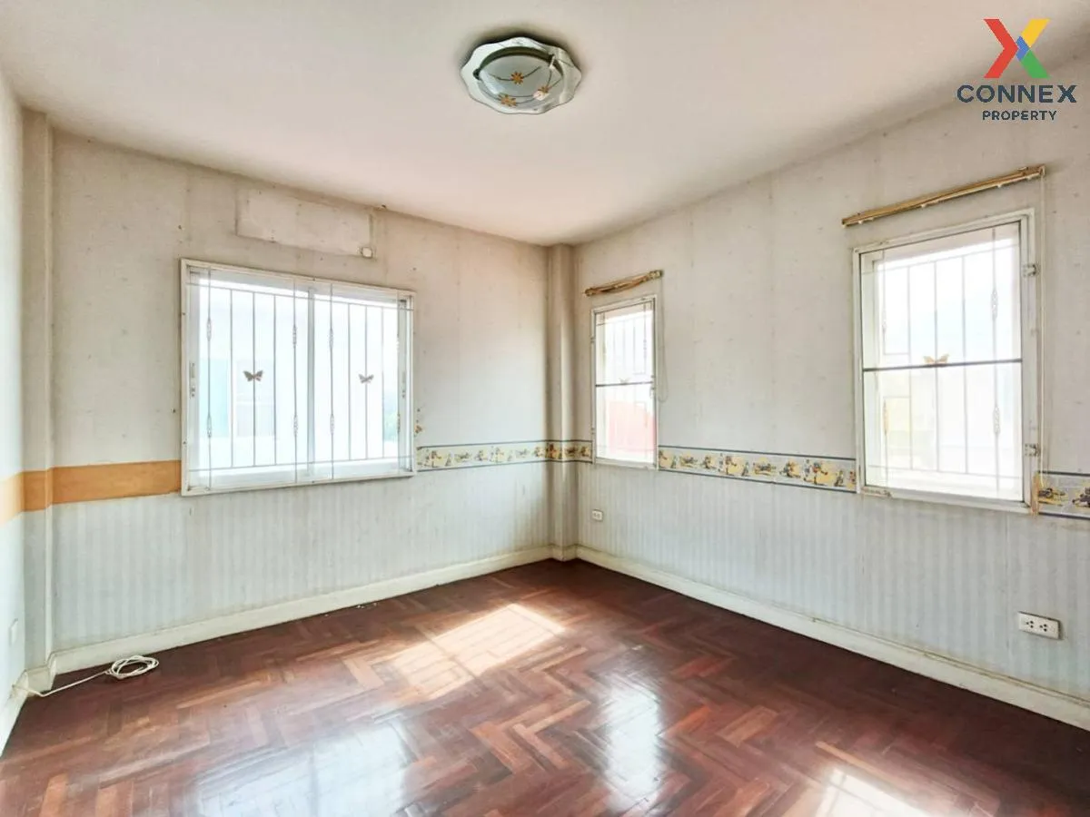 ขายบ้าน  มณีรินทร์ พาร์ค รังสิต หน้ากว้าง บ้านกลาง เมืองปทุมธานี 