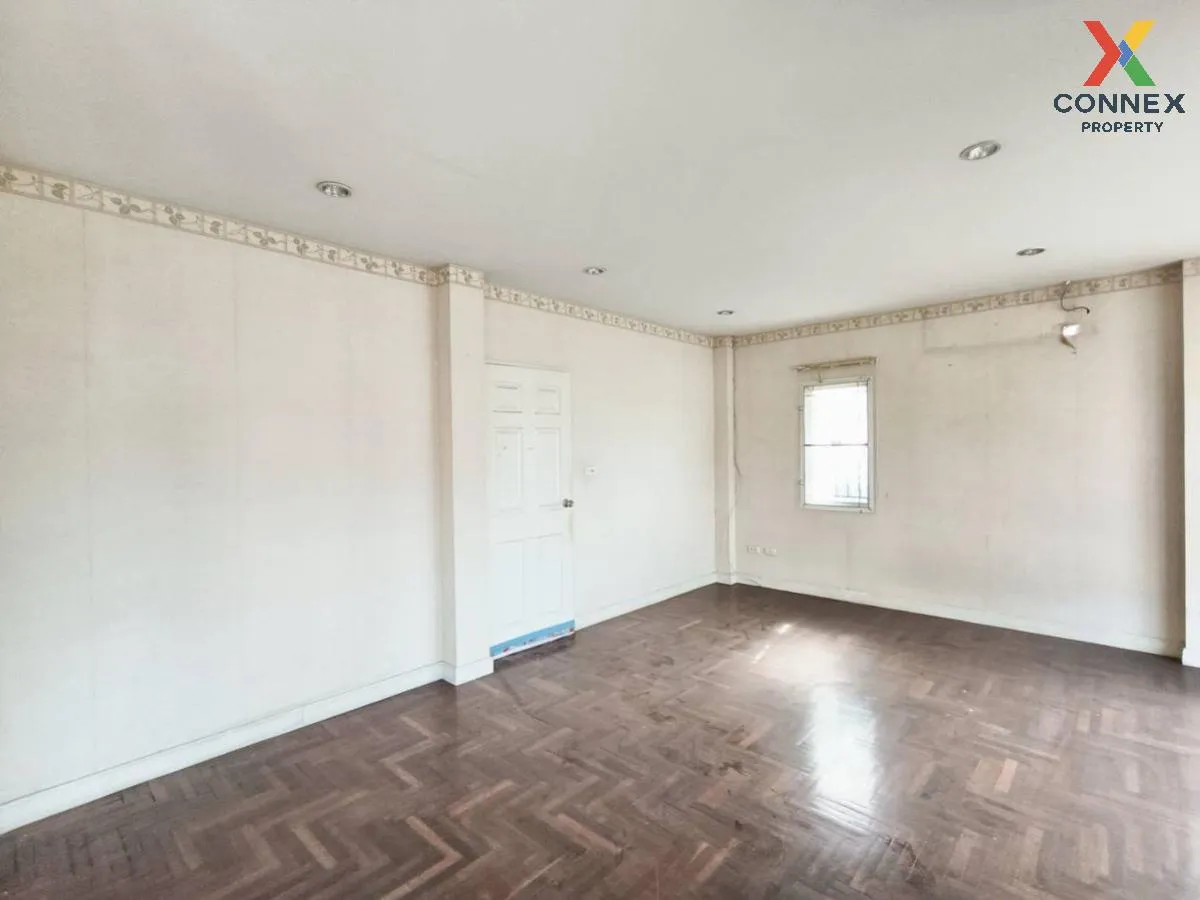 ขายบ้าน  มณีรินทร์ พาร์ค รังสิต หน้ากว้าง บ้านกลาง เมืองปทุมธานี 