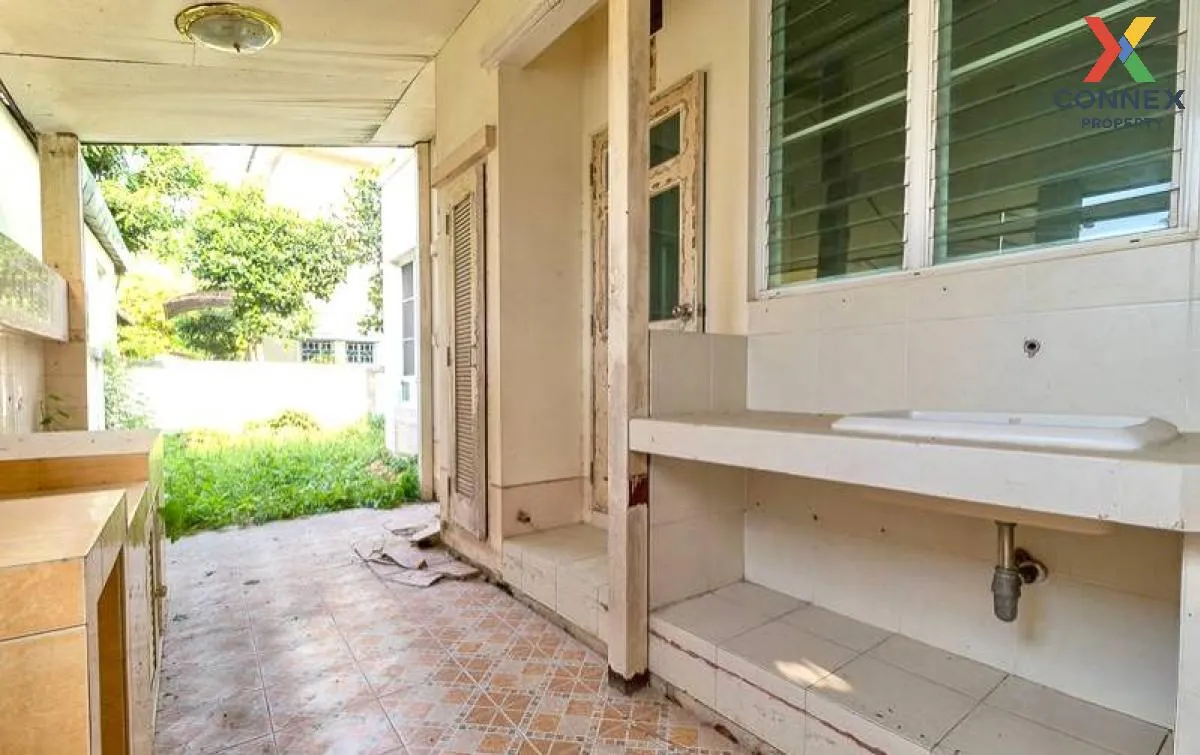 ขายบ้าน  ปาริชาติ สุวินทวงศ์ หน้ากว้าง ลำปลาทิว เขต ลาดกระบัง กรุ