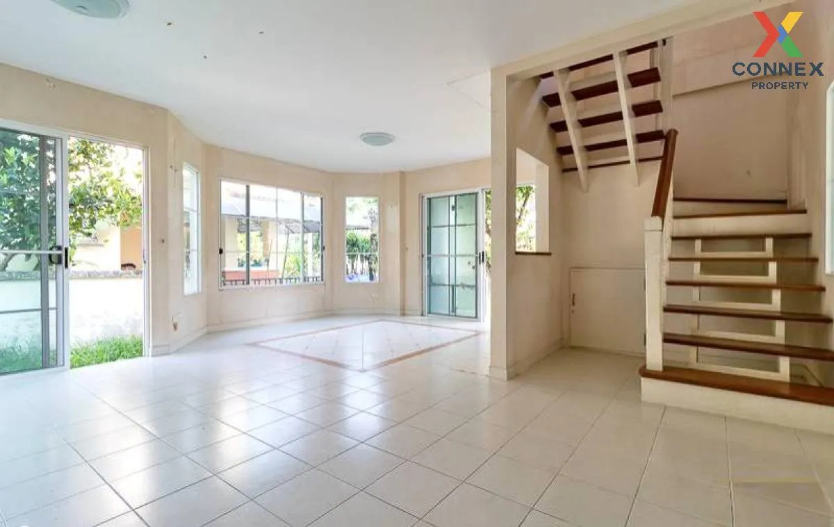 ขายบ้าน  ปาริชาติ สุวินทวงศ์ หน้ากว้าง ลำปลาทิว เขต ลาดกระบัง กรุ