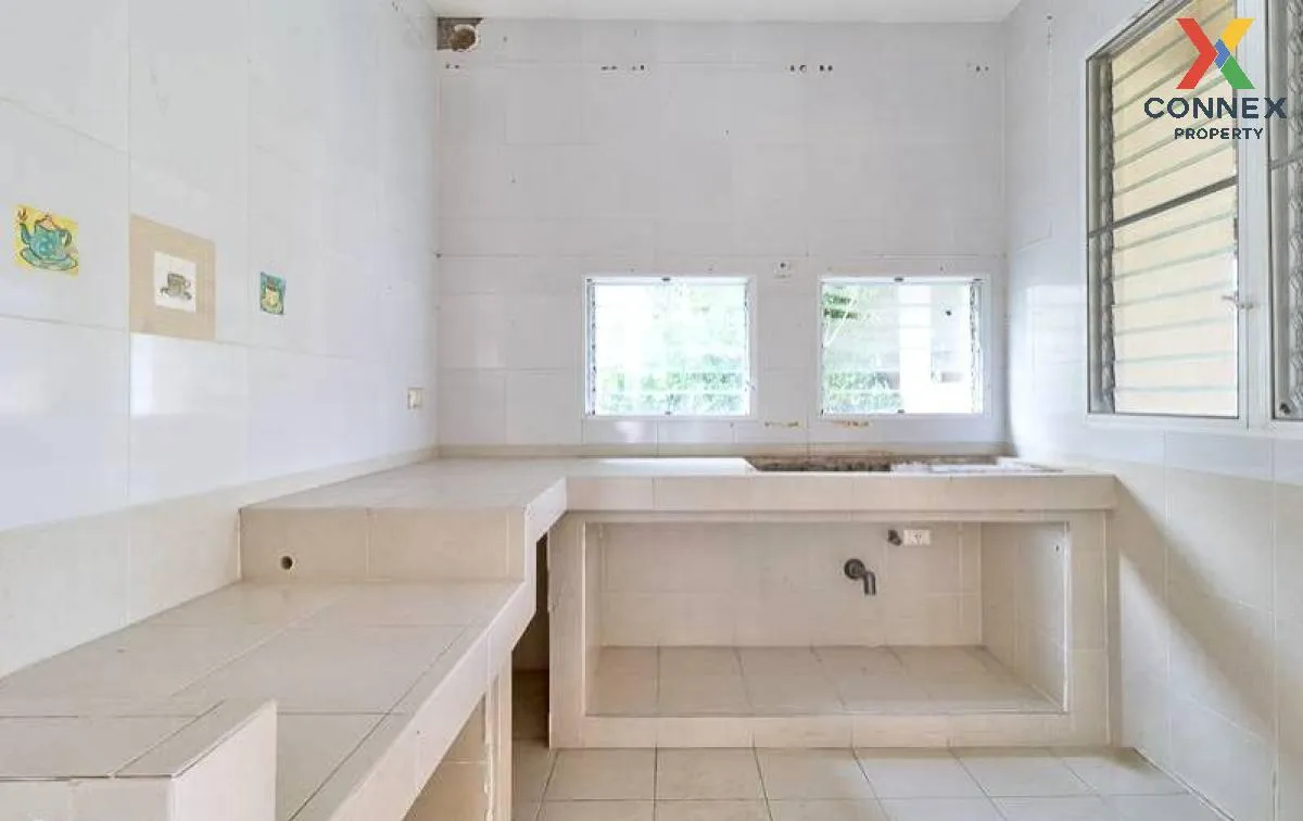 ขายบ้าน  ปาริชาติ สุวินทวงศ์ หน้ากว้าง ลำปลาทิว เขต ลาดกระบัง กรุ