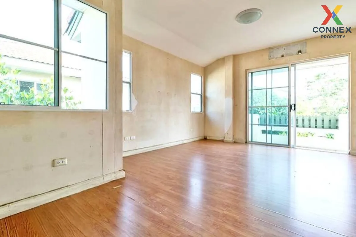 ขายบ้าน  ปาริชาติ สุวินทวงศ์ หน้ากว้าง ลำปลาทิว เขต ลาดกระบัง กรุ