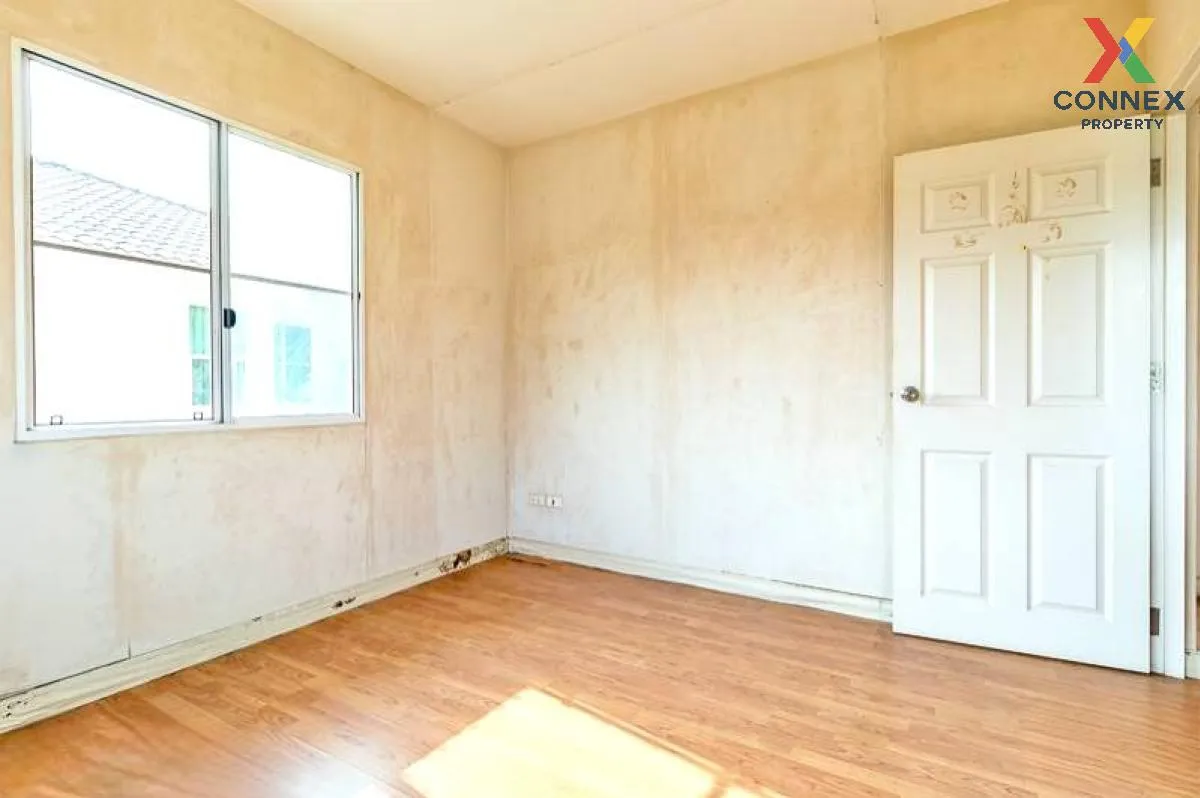 ขายบ้าน  ปาริชาติ สุวินทวงศ์ หน้ากว้าง ลำปลาทิว เขต ลาดกระบัง กรุ