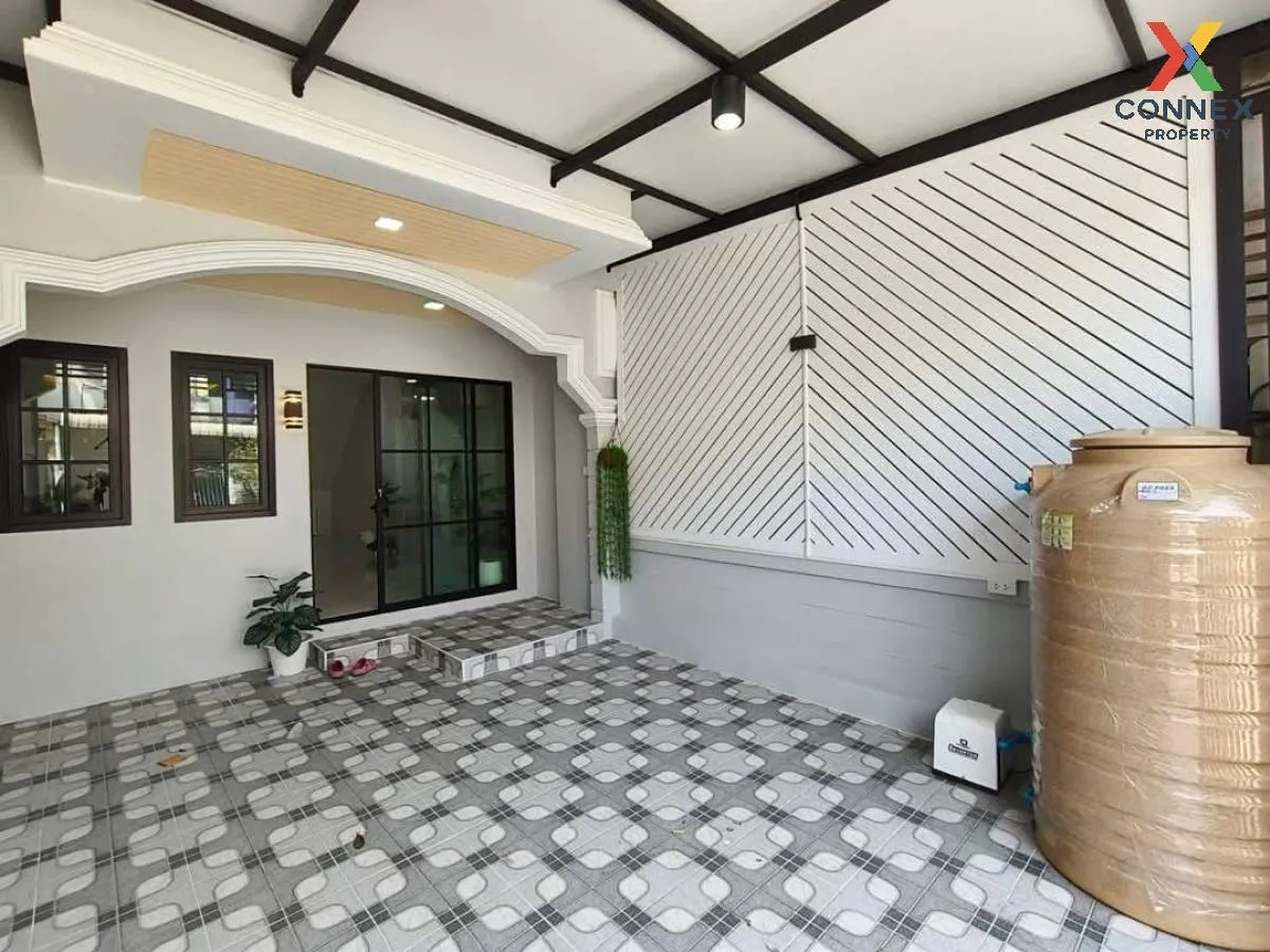 ขายทาวน์เฮ้าส์/ทาวน์โฮม  บ้านนันทิศา MRT-คู้บอน บางชัน เขต คลองสา 2