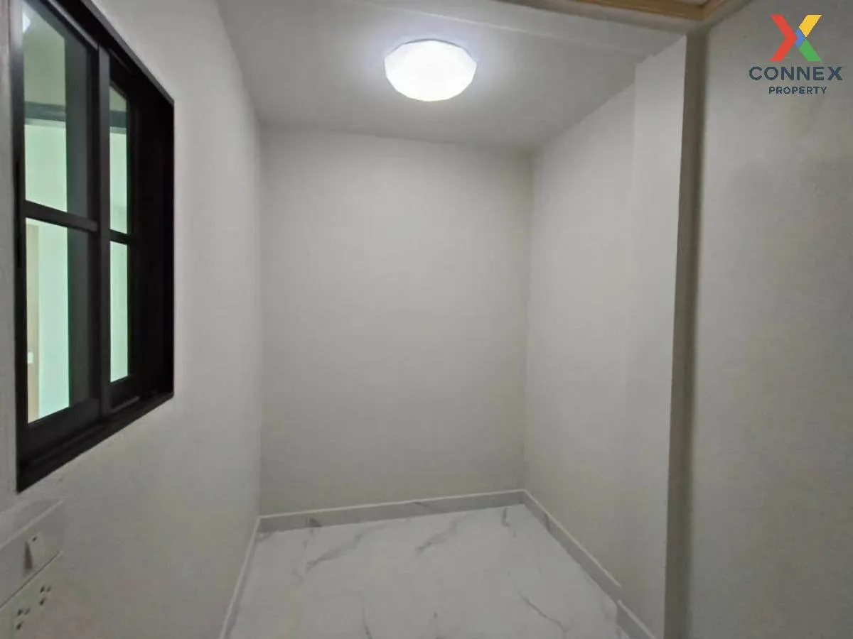 ขายทาวน์เฮ้าส์/ทาวน์โฮม  บ้านนันทิศา MRT-คู้บอน บางชัน เขต คลองสา