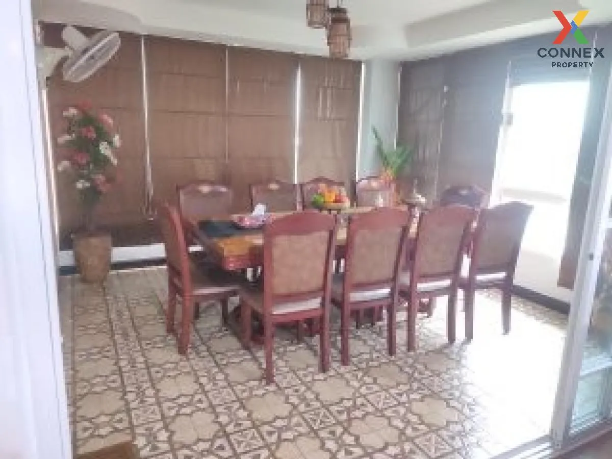 For Sale 3-storey commercial building, Soi Pracha Uthit 97/4 , co 3