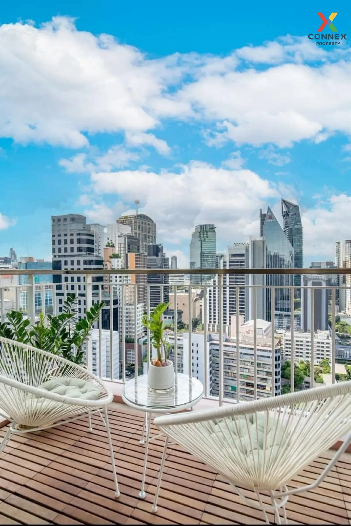 For Sale Condo , Baan Siri 24 , nice view , high floor , BTS-Phro