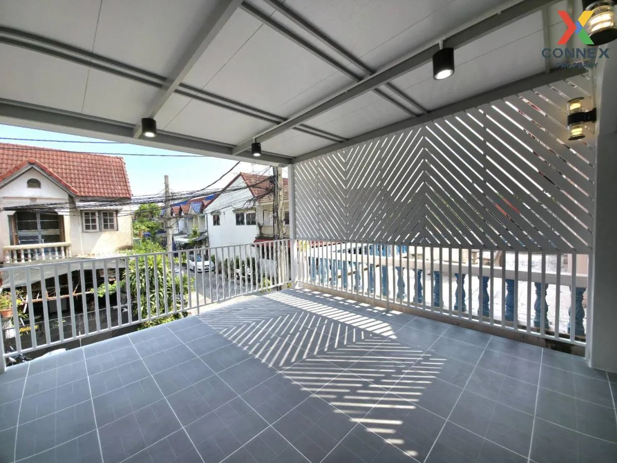 ขายทาวน์เฮ้าส์/ทาวน์โฮม  บ้านพรทิพย์ รีโนเวทใหม่ บางศรีเมือง เมือ