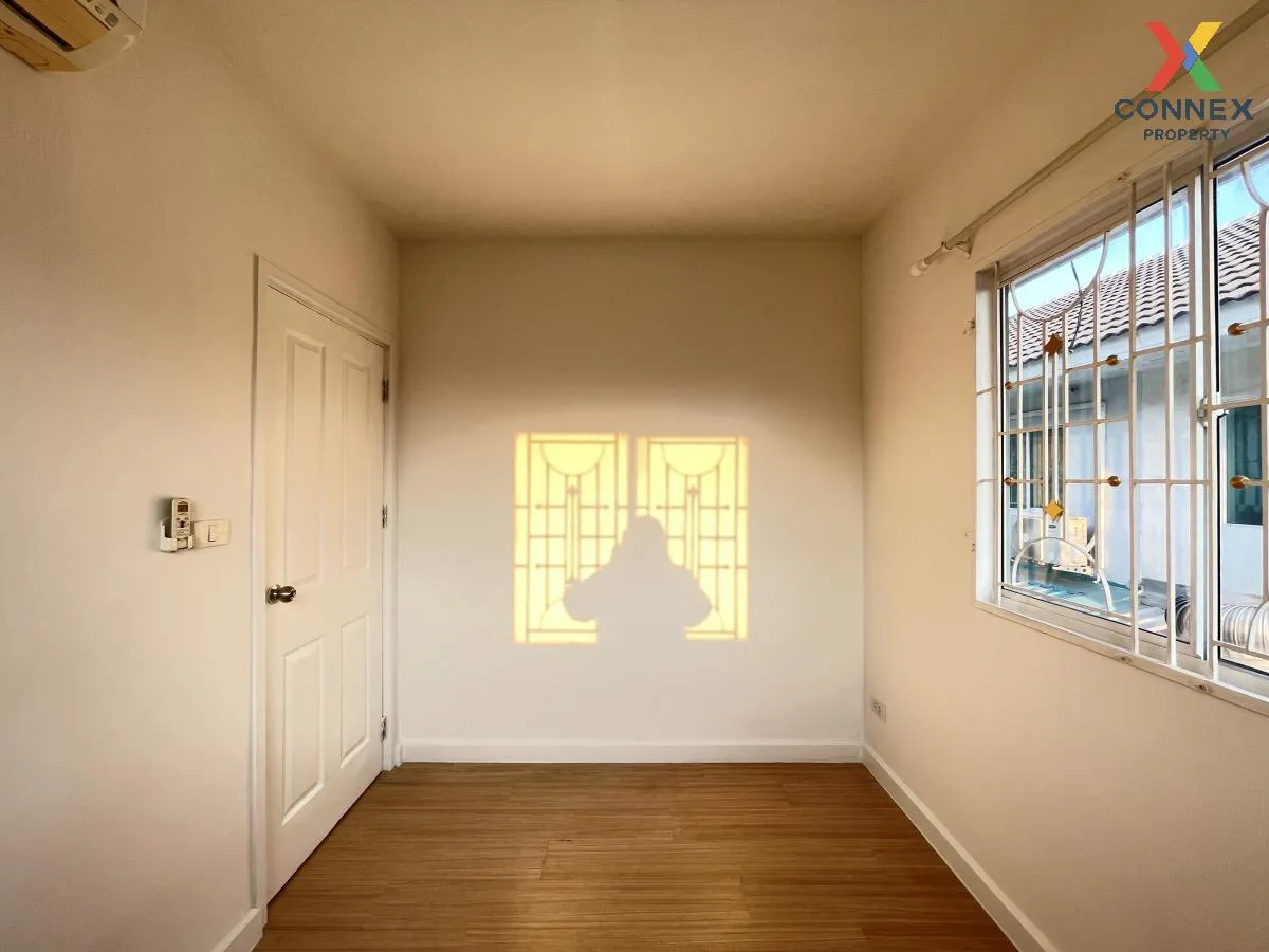 For Sale Townhouse/Townhome  , Pruksa Ville 53/1 Sakae Ngam , new