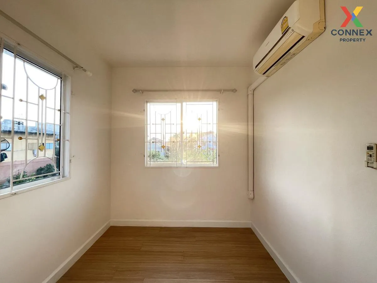 For Sale Townhouse/Townhome  , Pruksa Ville 53/1 Sakae Ngam , new