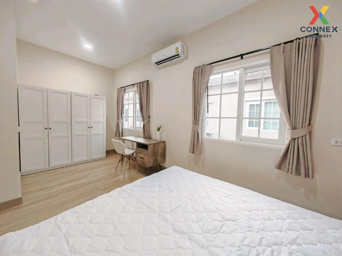 For Rent Townhouse/Townhome  , Golden Town Future-Rangsit , Prach