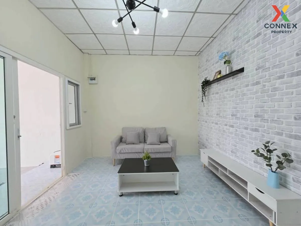 ขายทาวน์เฮ้าส์/ทาวน์โฮม  บ้านดีดีโฮม ซอยกระทิงแดง รีโนเวทใหม่ ในค ขายทาวน์เฮ้าส์/ทาวน์โฮม  บ้านดีดีโฮม ซอยกระทิงแดง รีโนเวทใหม่ ในค