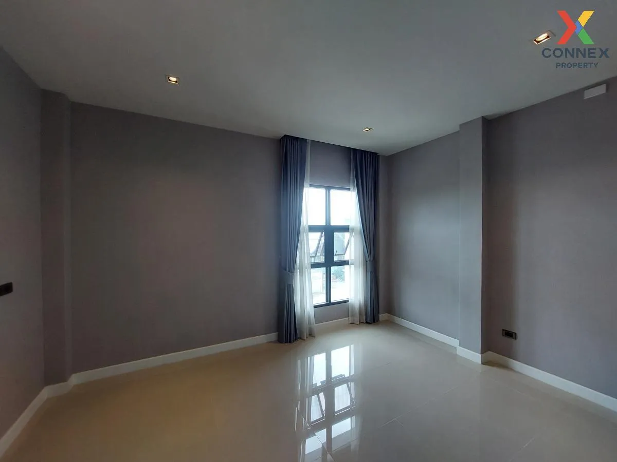 ขายบ้าน  เดอะไบรท์ อมตะนคร ห้องมุม หน้ากว้าง ดอนหัวฬอ เมืองชลบุรี