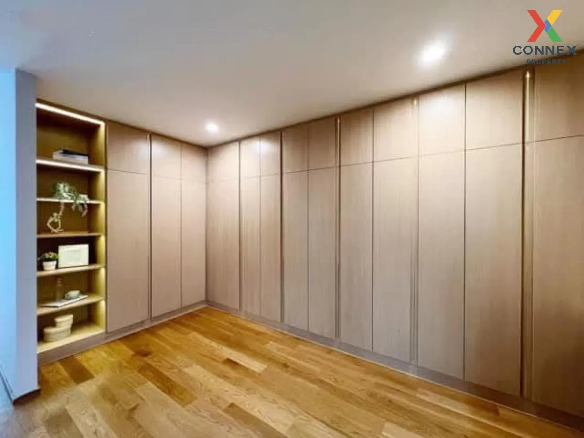 For Rent Townhouse/Townhome  , Nirvana DEFINE Srinakarin-Rama 9 ,