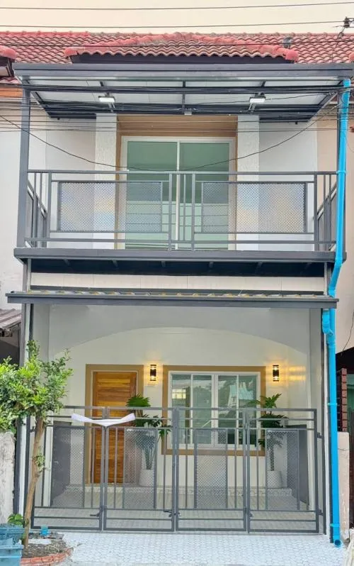 ขายทาวน์เฮ้าส์/ทาวน์โฮม  บ้านปิยวรารมย์ 1 บางบัวทอง บางบัวทอง นนทบุรี CX-118288