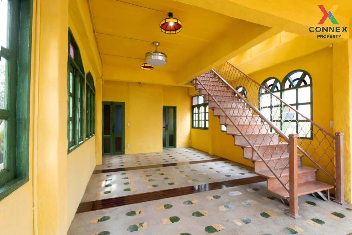 For Rent House , NaNa Pran , nice view , corner unit , wide front