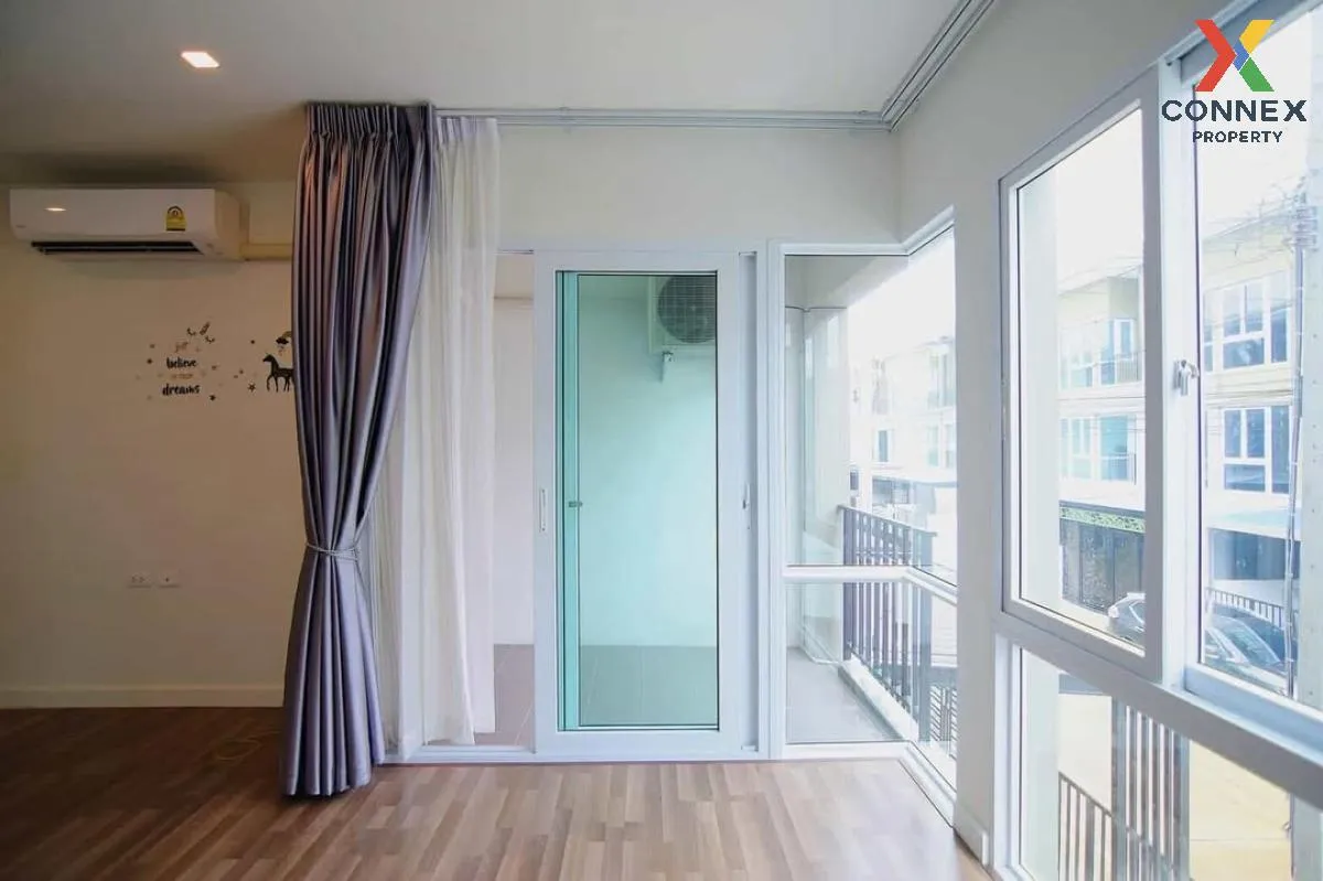 ขายทาวน์เฮ้าส์/ทาวน์โฮม  เบล็ส ทาวน์ ศรีนครินทร์-หนามแดง บางพลี บ