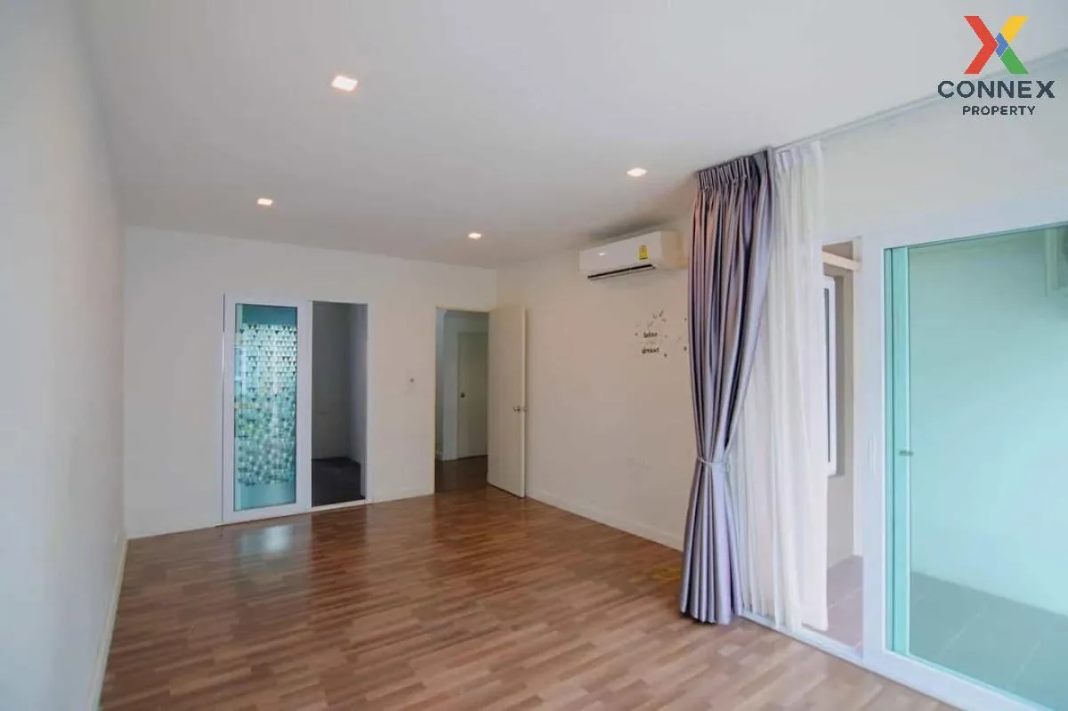 ขายทาวน์เฮ้าส์/ทาวน์โฮม  เบล็ส ทาวน์ ศรีนครินทร์-หนามแดง บางพลี บ