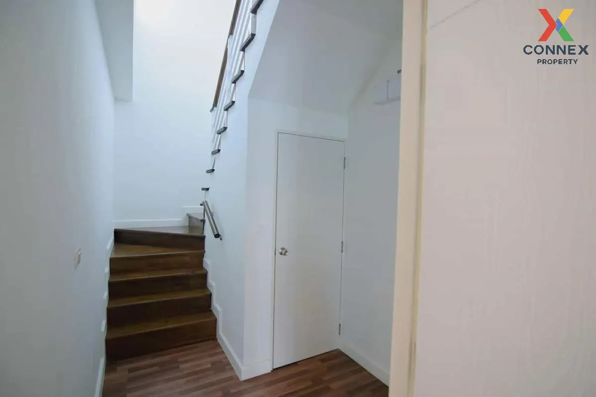 ขายทาวน์เฮ้าส์/ทาวน์โฮม  เบล็ส ทาวน์ ศรีนครินทร์-หนามแดง บางพลี บ