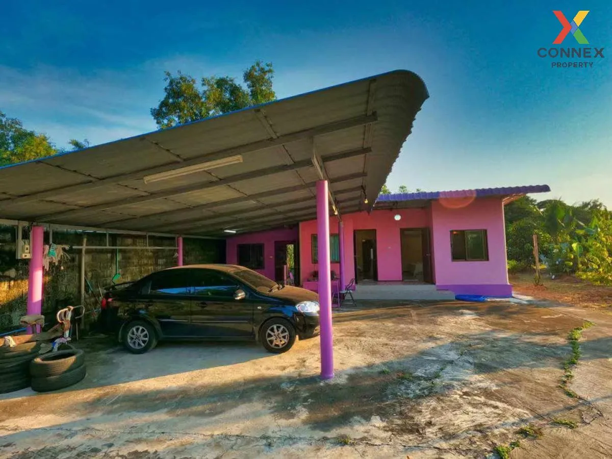 ขายที่ดินพร้อมสิ่งปลูกสร้าง ขนาด 1.76 ไร่ แขวงทรายกองดิน เขตคลองส 1