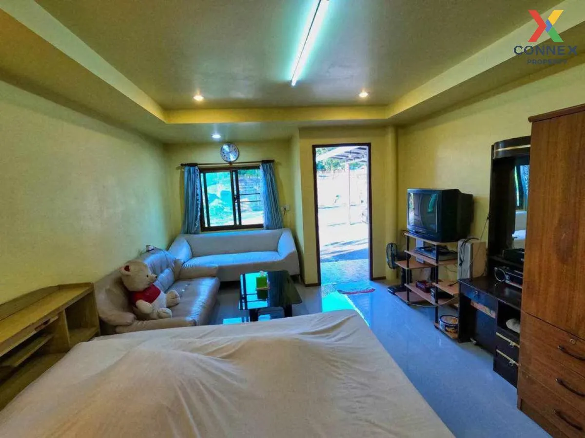 ขายที่ดินพร้อมสิ่งปลูกสร้าง ขนาด 1.76 ไร่ แขวงทรายกองดิน เขตคลองส