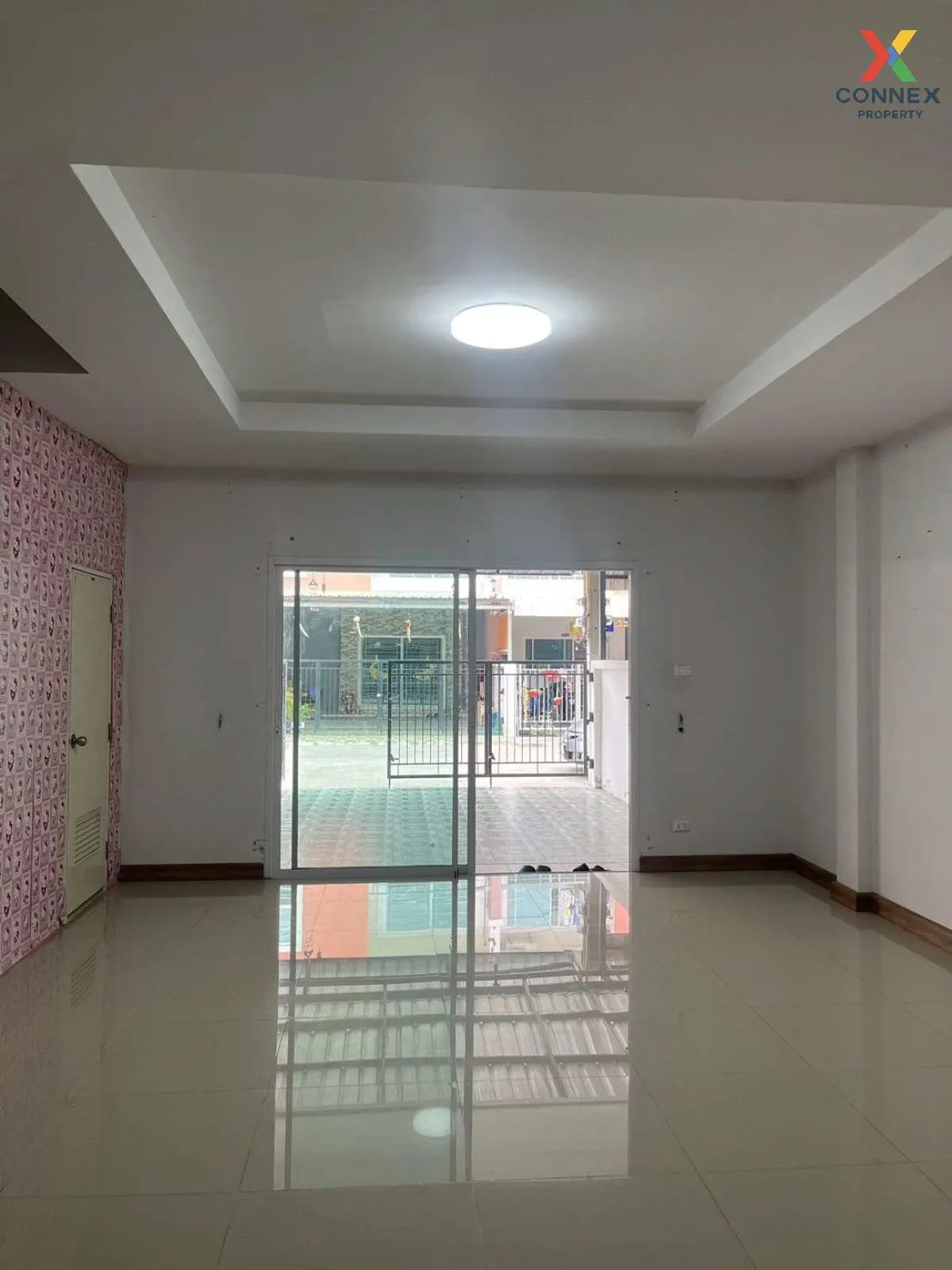 For Sale Townhouse/Townhome  , Baan Meesuk 6 , Na Pa , Mueang Cho 4