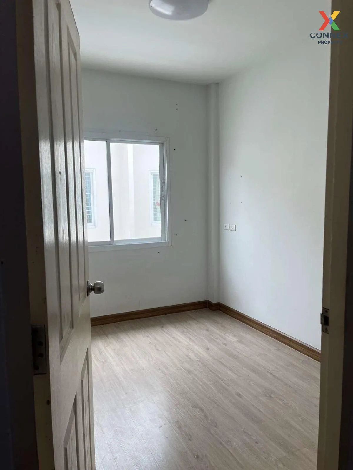 For Sale Townhouse/Townhome  , Baan Meesuk 6 , Na Pa , Mueang Cho