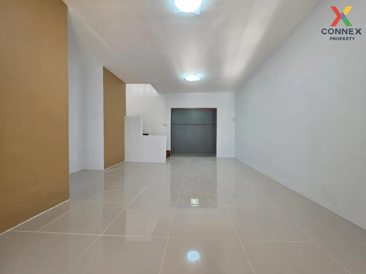 For Sale Townhouse/Townhome  , Baan Pruksa 8 , newly renovated ,  For Sale Townhouse/Townhome  , Baan Pruksa 8 , newly renovated ,