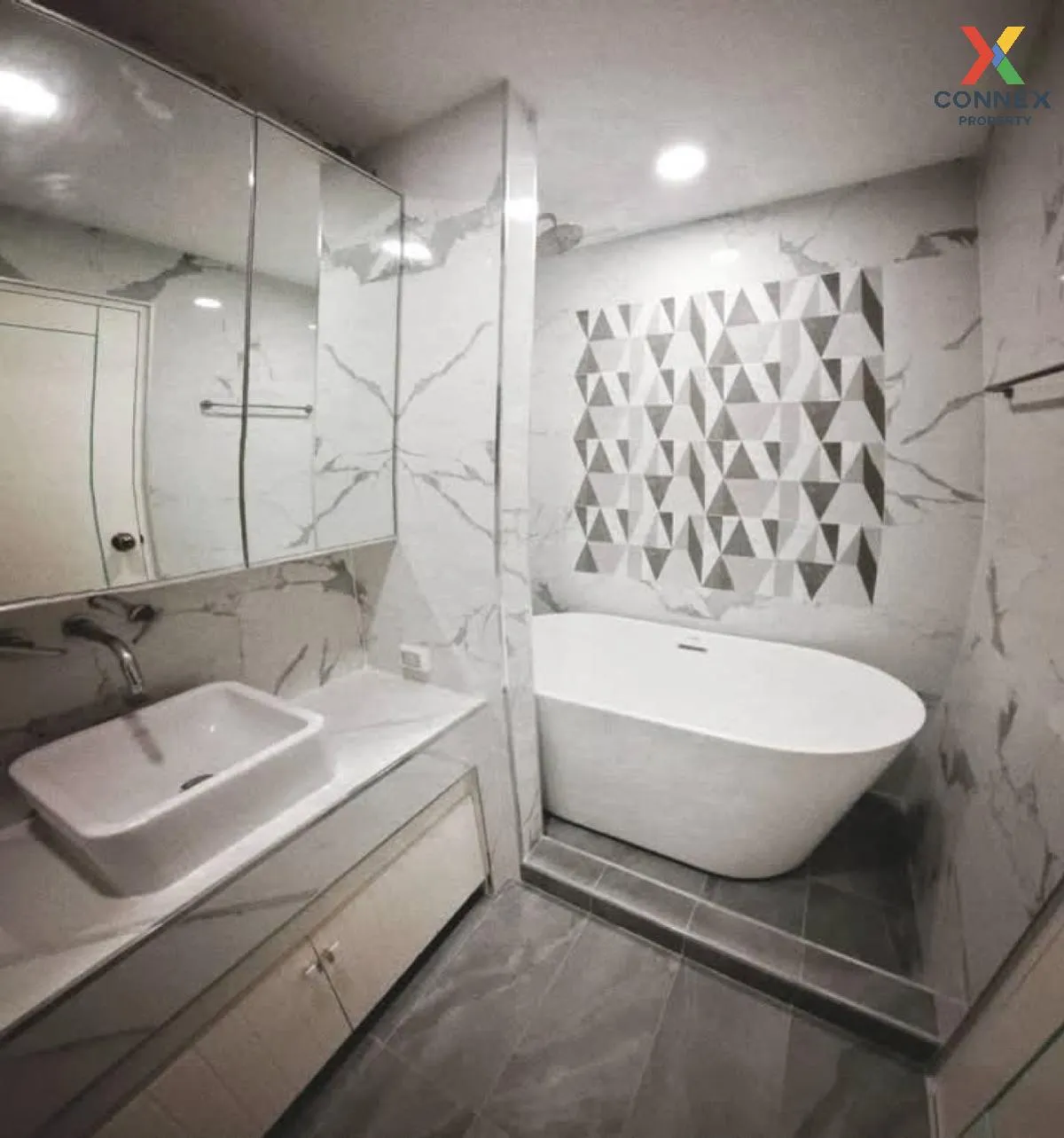 ขายคอนโด  บ้านแสนสุข คอนโดมิเนียม หัวหิน วิวสวย ชั้นสูง หนองแก หั