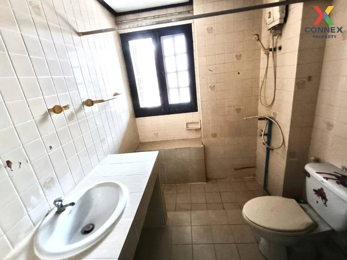 ขายบ้าน  ราชาวิลล่า หน้ากว้าง MRT-ลาดพร้าว 71 (สายสีเหลือง) สะพาน