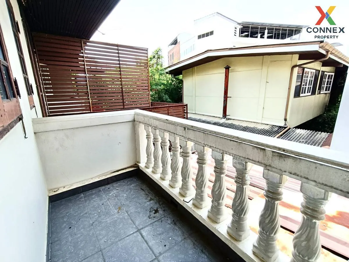 ขายบ้าน  ราชาวิลล่า หน้ากว้าง MRT-ลาดพร้าว 71 (สายสีเหลือง) สะพาน